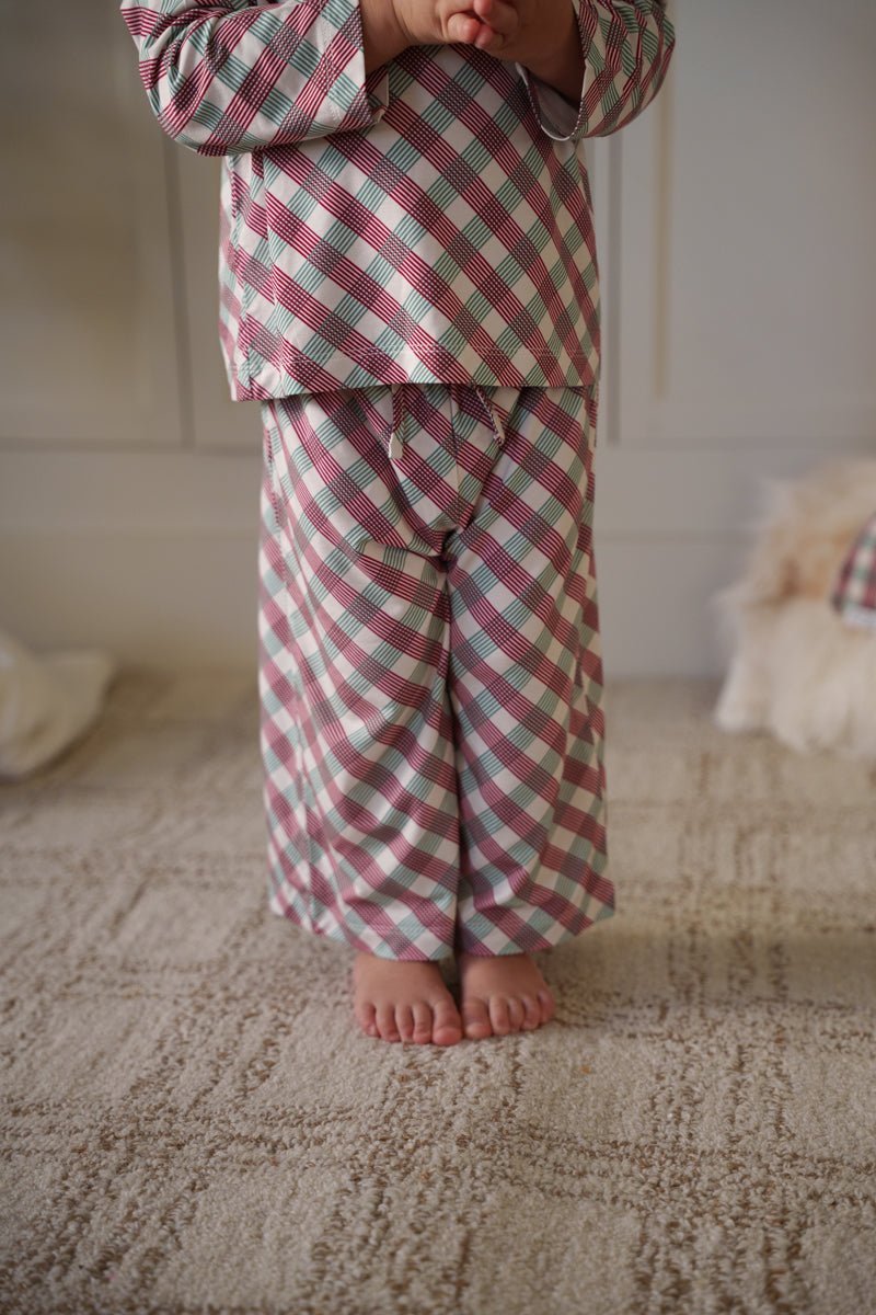 Christmas Plaid Pajamas - shopatlasgrey