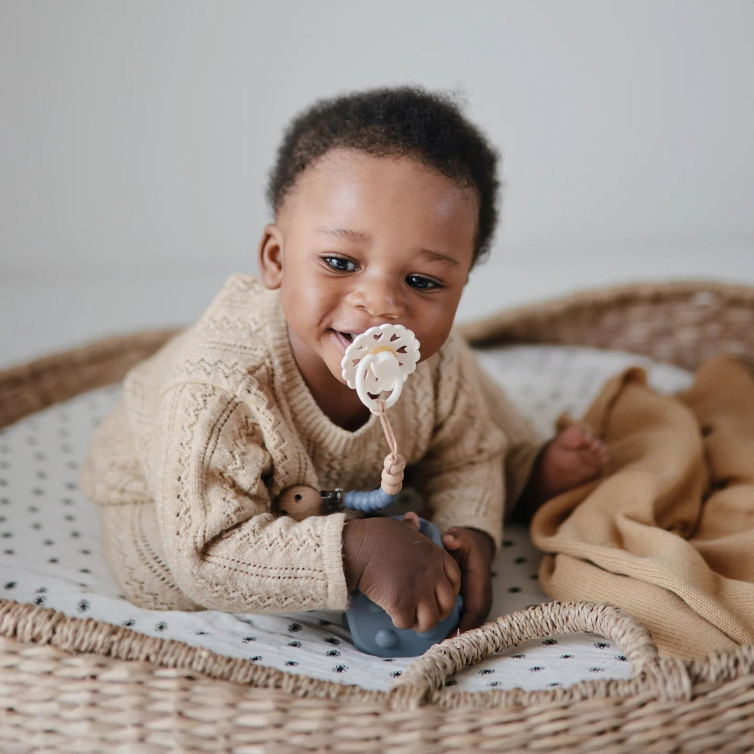 FRIGG Baby's First Pacifier Floral Heart - 4PK - shopatlasgrey