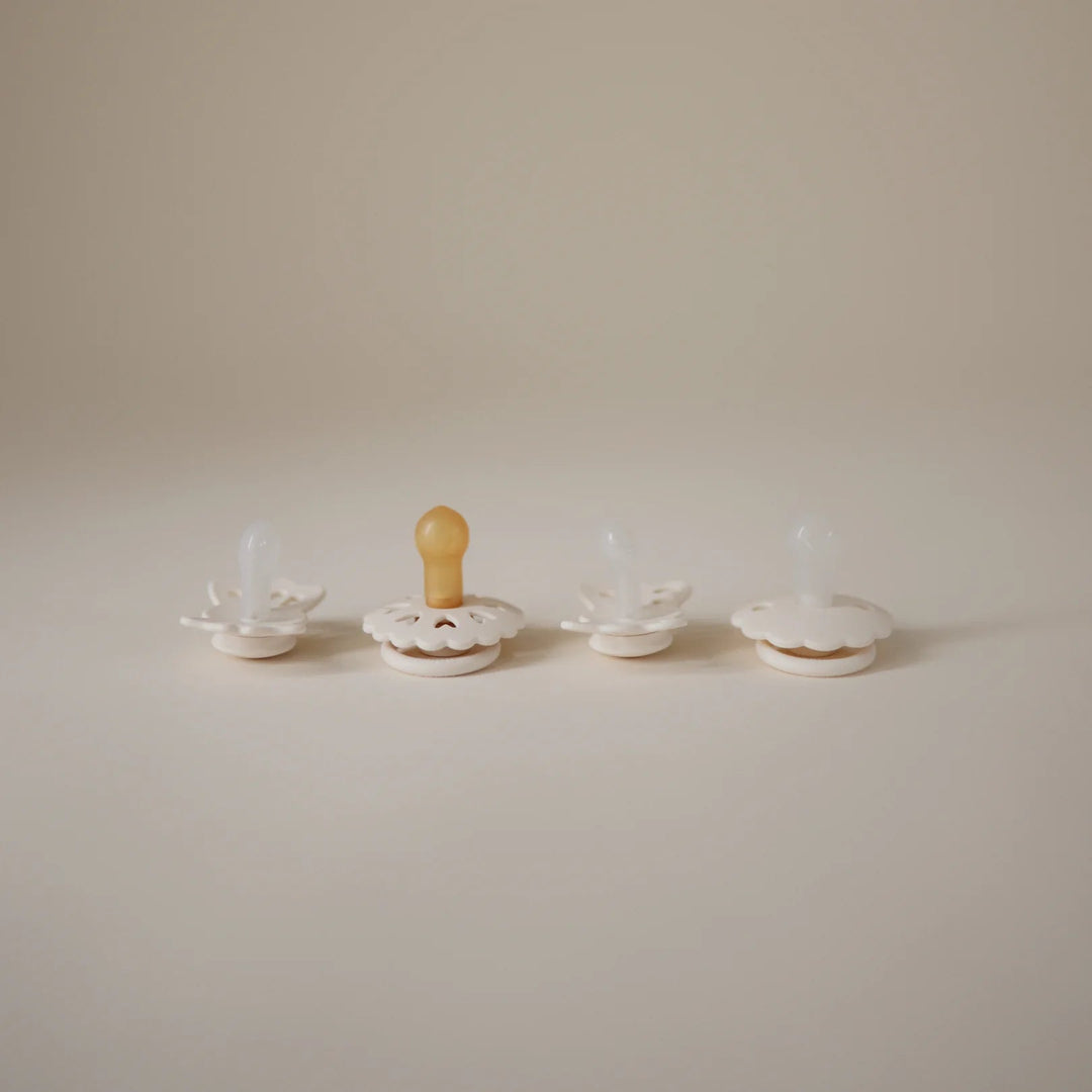 FRIGG Baby's First Pacifier Floral Heart - 4PK - shopatlasgrey