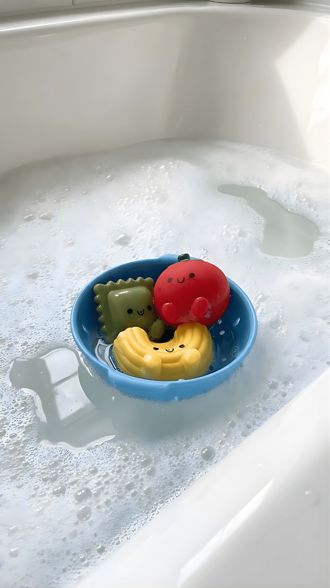 Pasta Itzy Splash Pals™ - shopatlasgrey