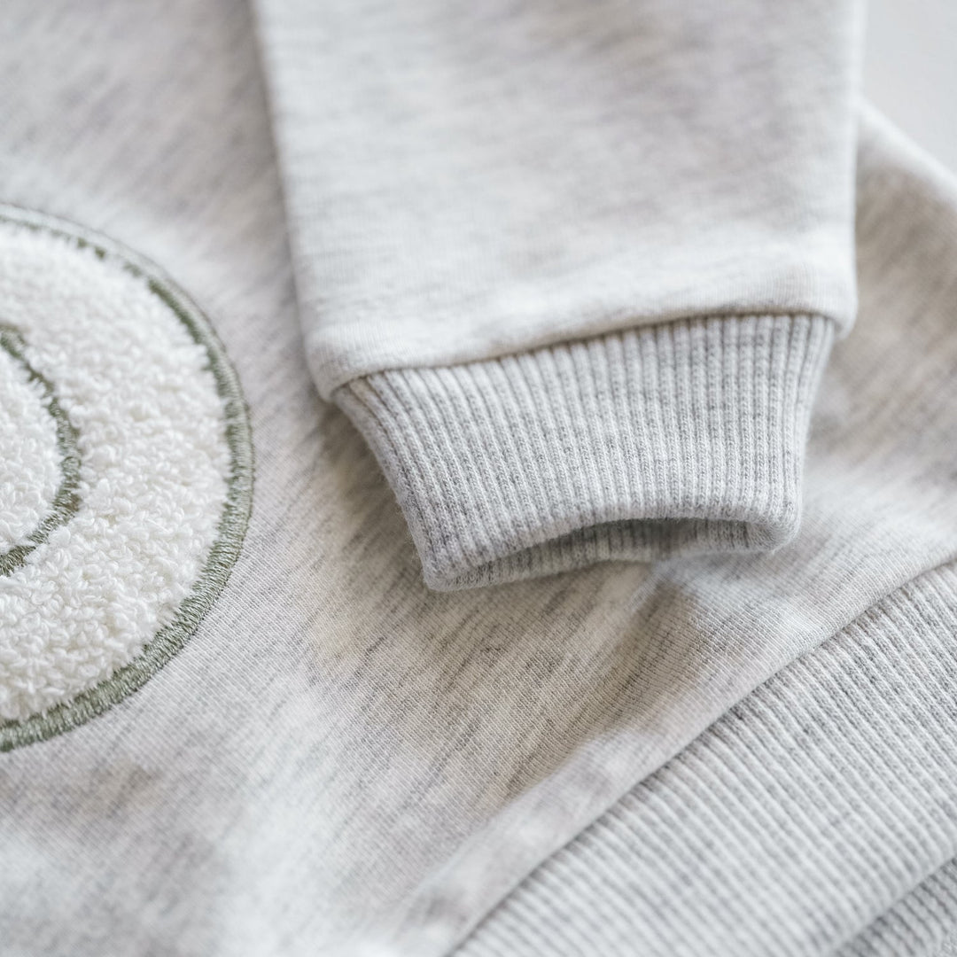 Smiley Crewneck 2.0 - shopatlasgrey