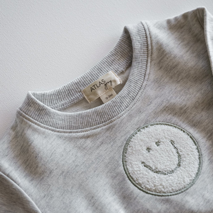 Smiley Crewneck 2.0 - shopatlasgrey